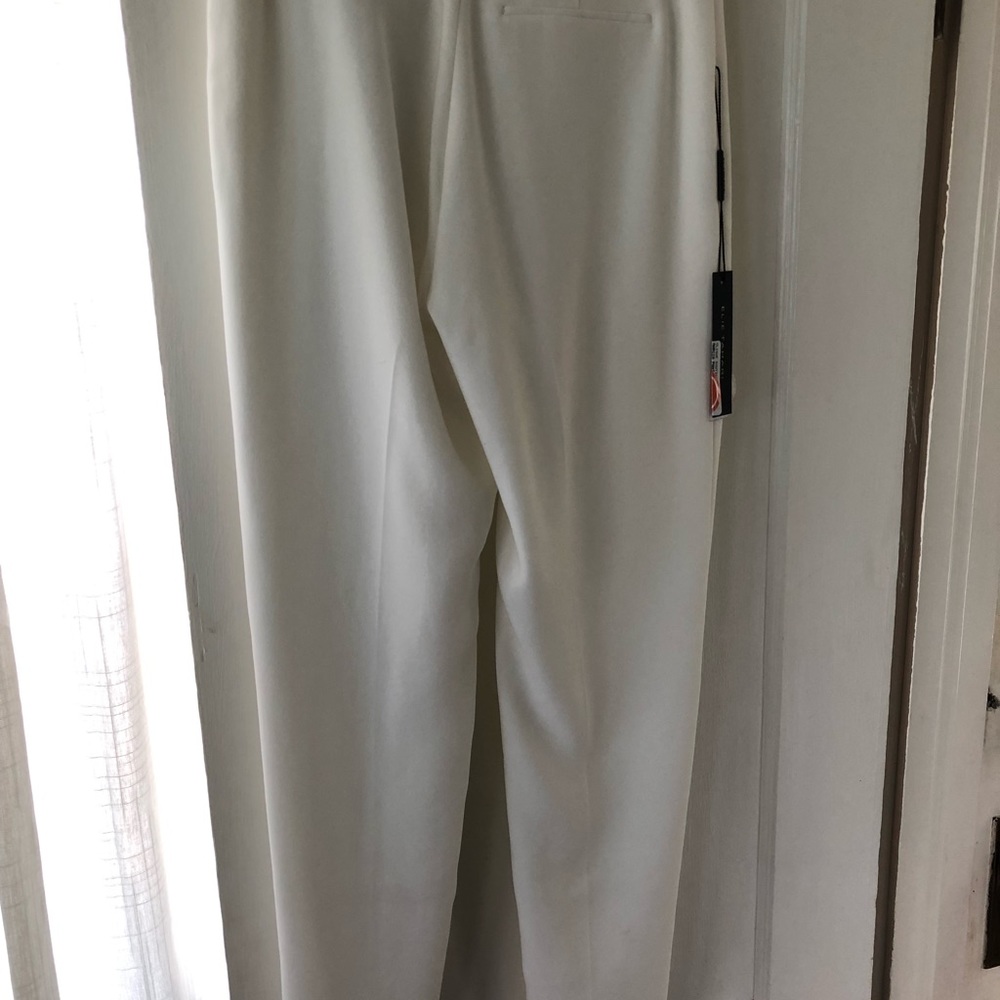 white pants - Picture 4 of 5